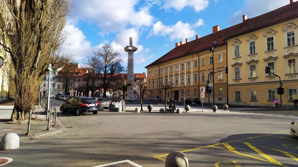Spominski steber z Marijinim kipom, Liubliana, ESLOVENIA