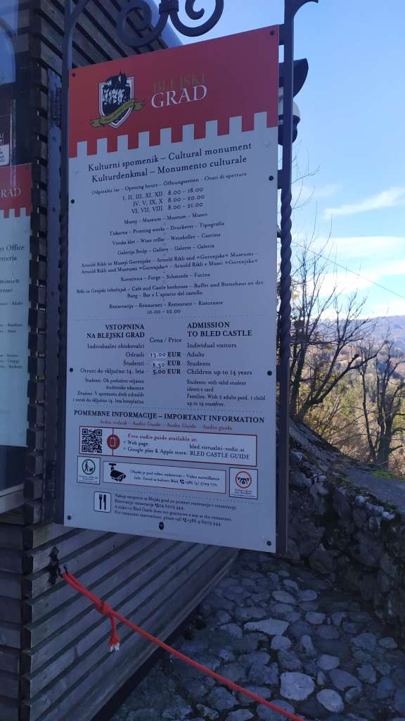 2020-02-06 Caseta de pago para ingresar al Castilo de Bled, Bled, ESLOVENIA